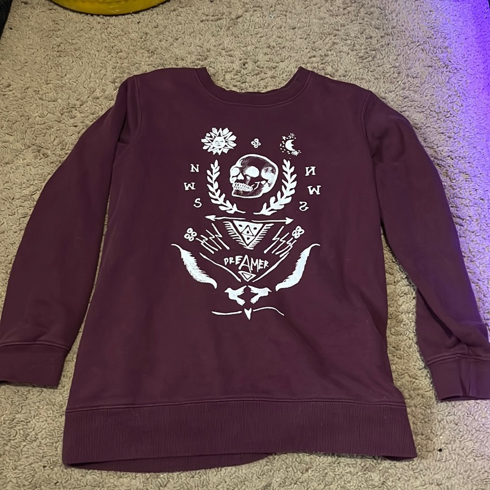 Kendall and Kylie sweatshirt, fits to size but isn’t too tight